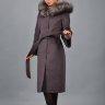 Пальто утепленное с капюшоном отделка мех чернобурой лисы